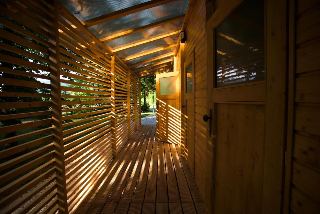 Glamping Forest Edge 캄니크 외부 사진