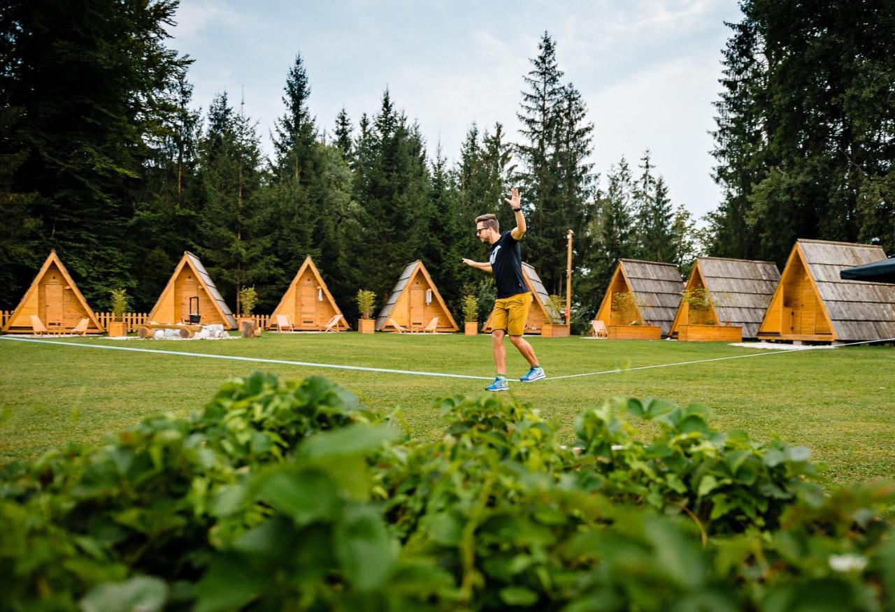 Glamping Forest Edge 캄니크 외부 사진
