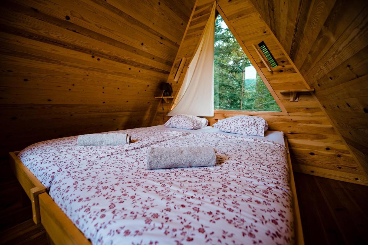Glamping Forest Edge 캄니크 외부 사진