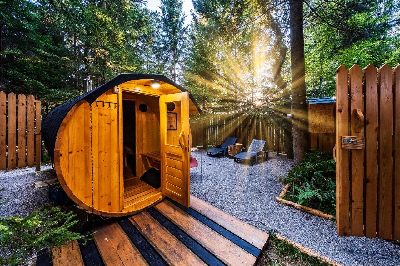 Glamping Forest Edge 캄니크 외부 사진